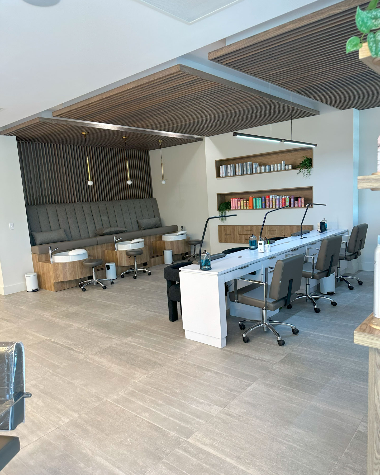 Salon-2-1 Bella Amici Salon Irwin, Pennsylvania